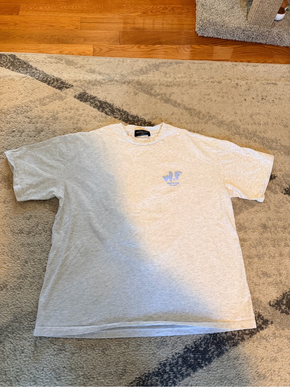 White fox t shirt